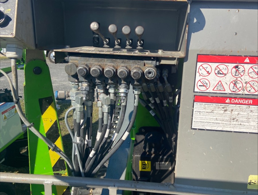 nacelle sur chenille, platolift, plafolift, merlo, manulift, cisolift, goman